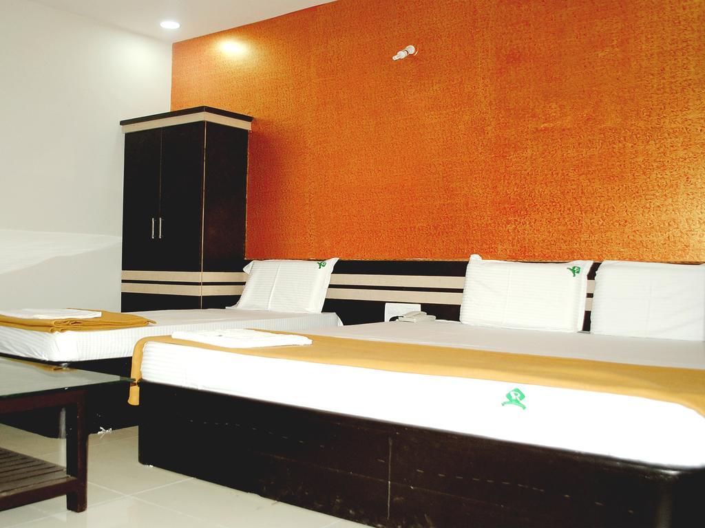 Ssr Hotel Калахасті Екстер'єр фото